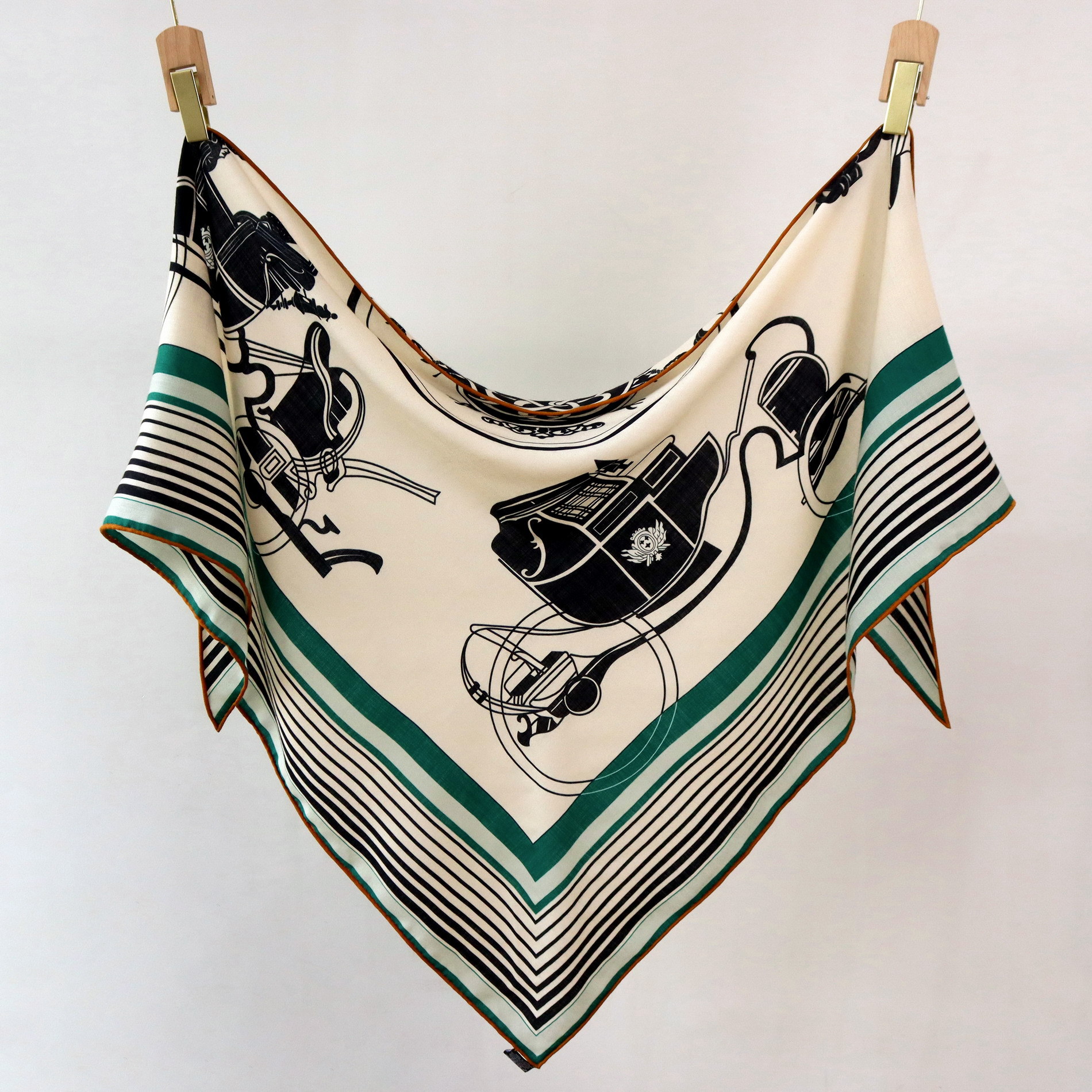 Vintage Equestrian Print Silk  - Pashmina Wrap Large avis et prix
