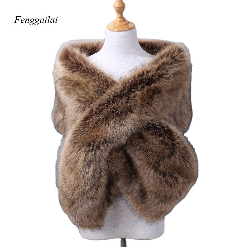 Women's White Faux Fur Shawl B - Stole Wedding Shawl avis et prix