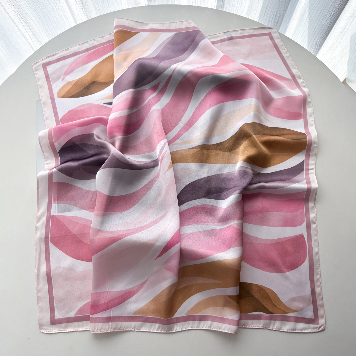 Design Print Women Silk Imitat - Scarf Silk Square avis et prix