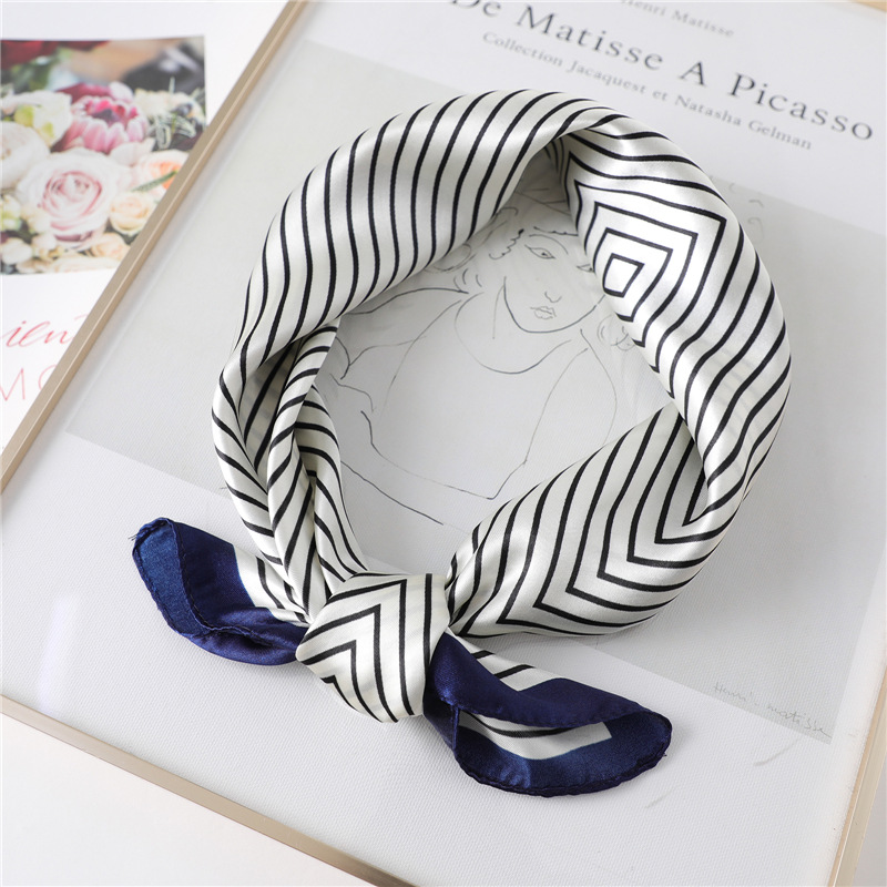 Luxury Stripe Silk Square Scar - Silk Tie Striped avis et prix