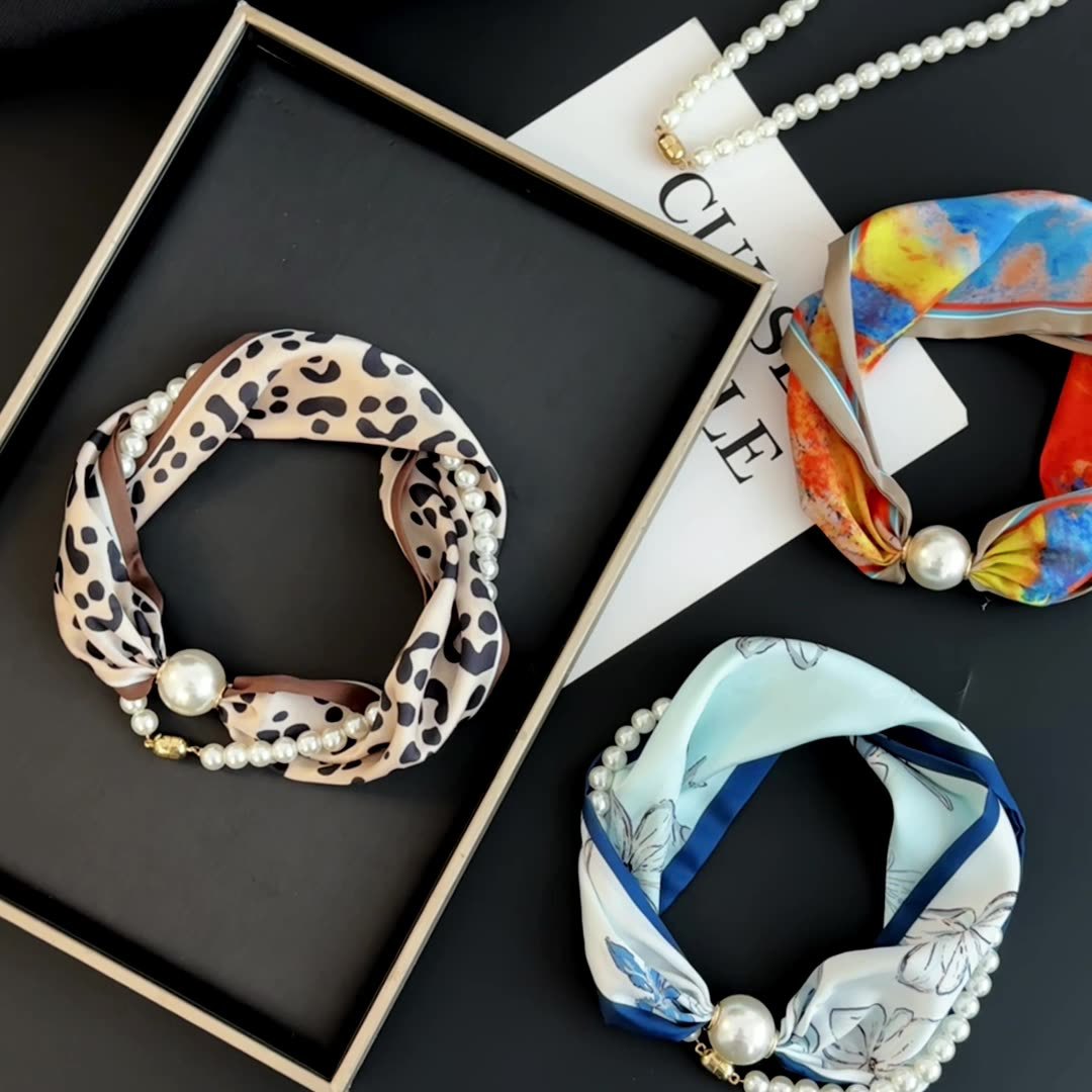 Printed Silk Scarf with Magnet - Silk Neck Scarf avis et prix