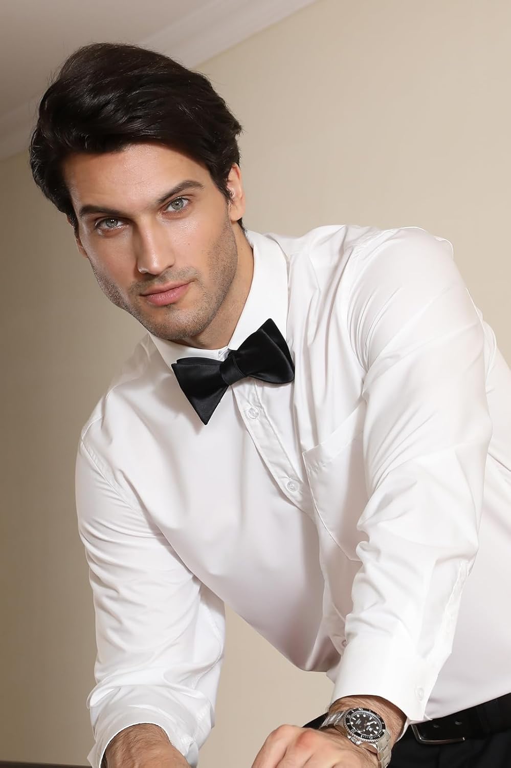 Solid Color Self Tie Bow Tie & - Pocket Square Set avis et prix