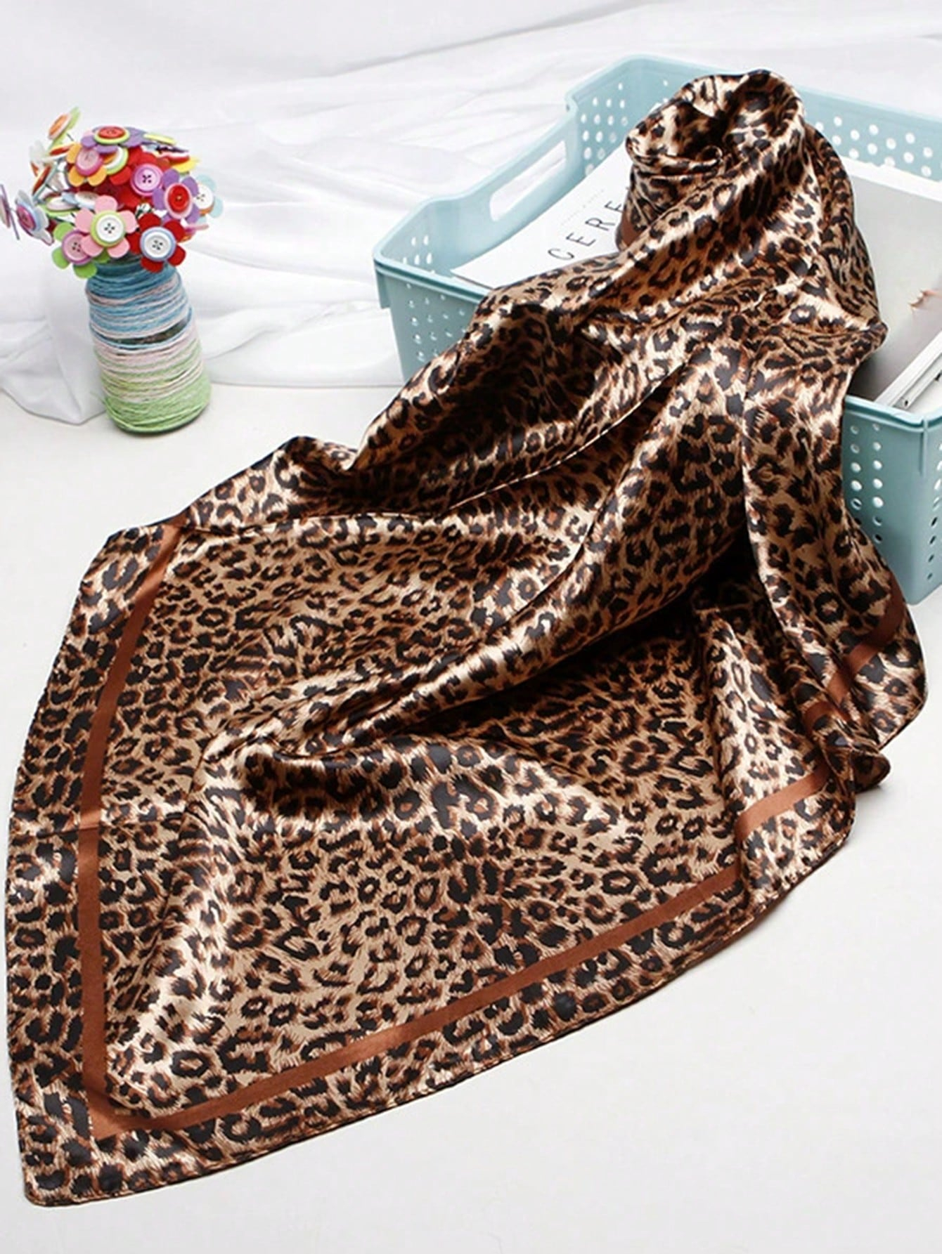 90cm Leopard Print Neckerchief - Face Scarf Mask avis et prix