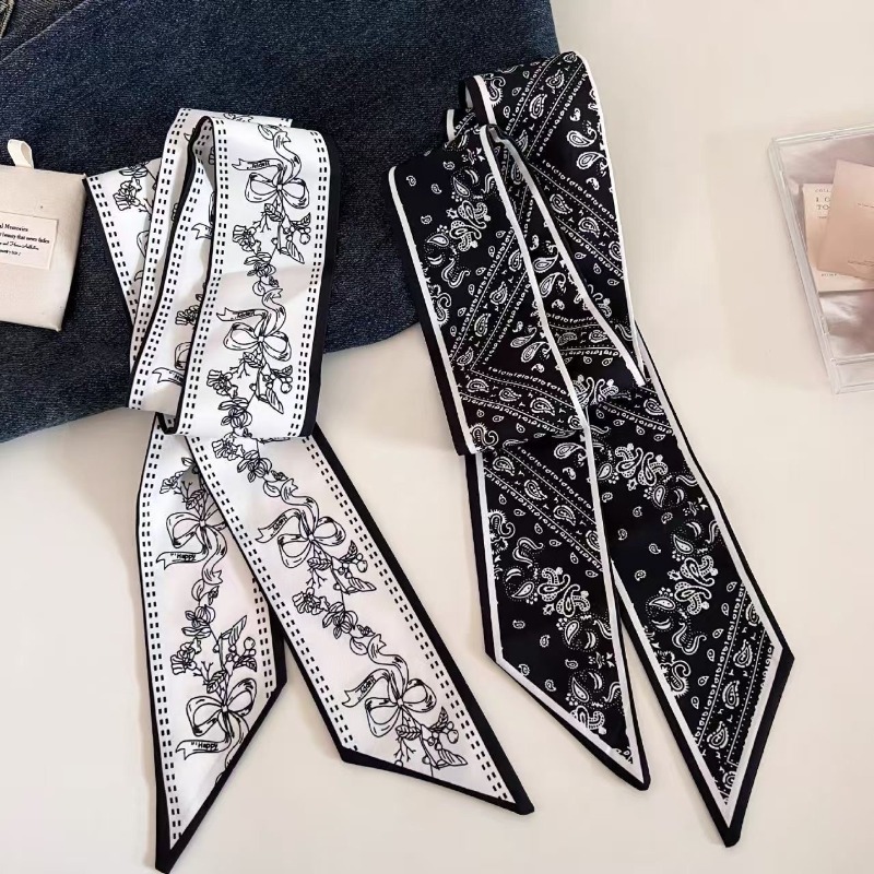 Black White Double Sided Paisl - Ascot Neck Scarf avis et prix