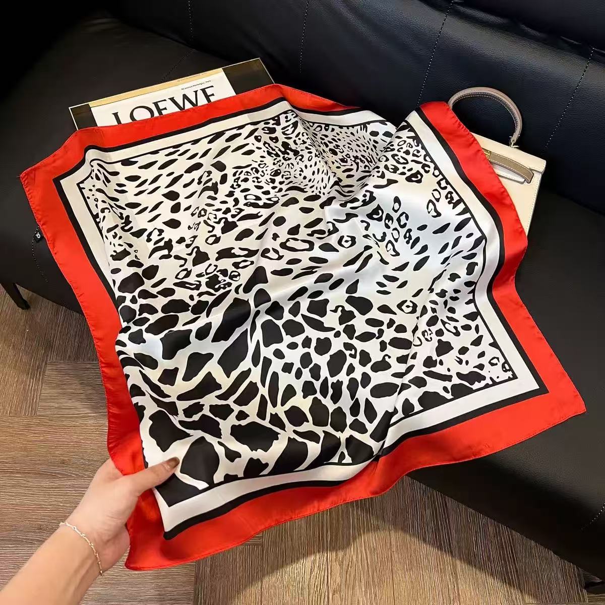 1pc Faux Silk Retro Leopard Pr - Bandana Cotton avis et prix
