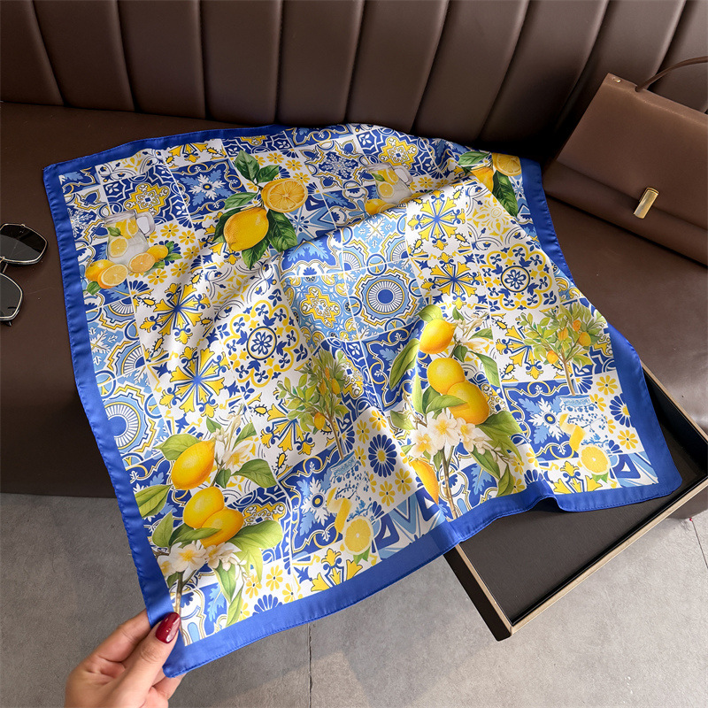 2026 New Fruit Print Silk Squa - Ascot Neck Scarf avis et prix