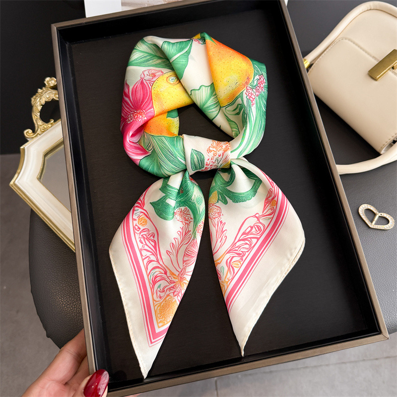 2026 New Fruit Print Silk Squa - Ascot Neck Scarf avis et prix
