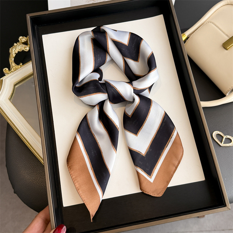 Satin Silk Geometric Stripe Pr - Face Scarf Mask avis et prix