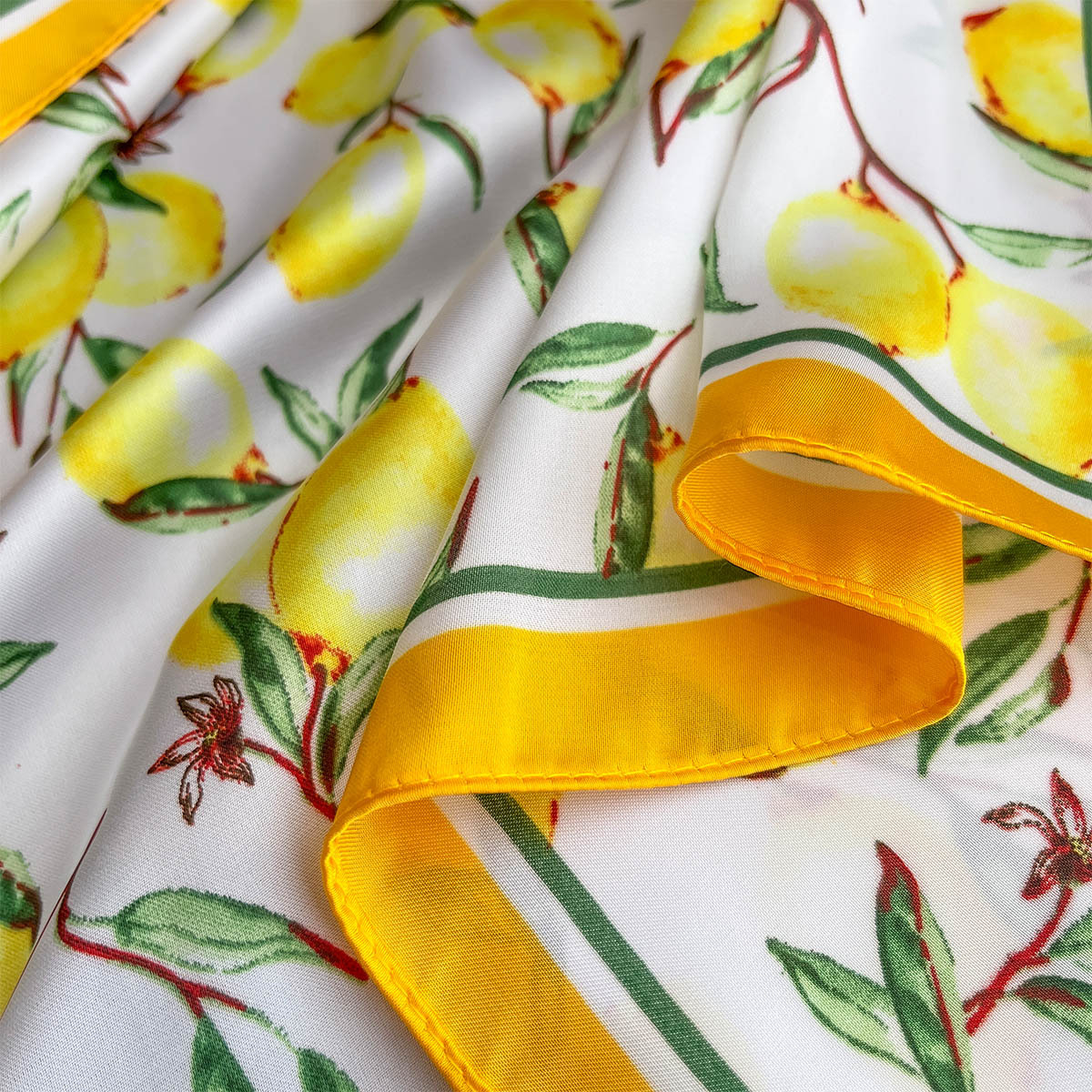 2025 New Yellow Lemon Print Sq - Face Scarf Mask avis et prix