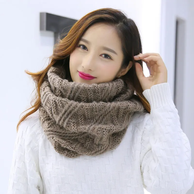 Unisex Winter Soft Chunky Knit - Infinity Scarf Knit avis et prix