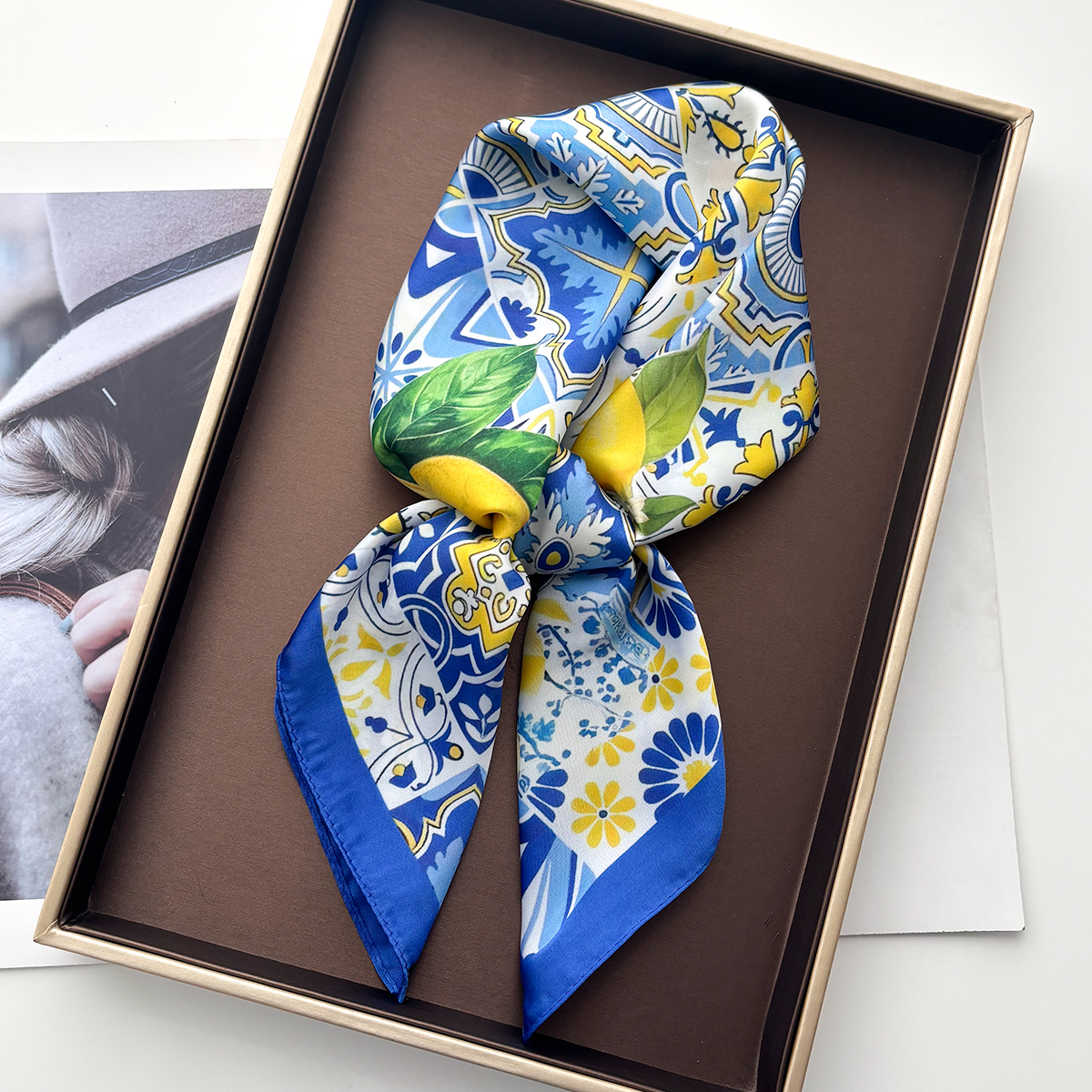 Luxury Floral Square Scarf Sof - Silk Neck Scarf avis et prix